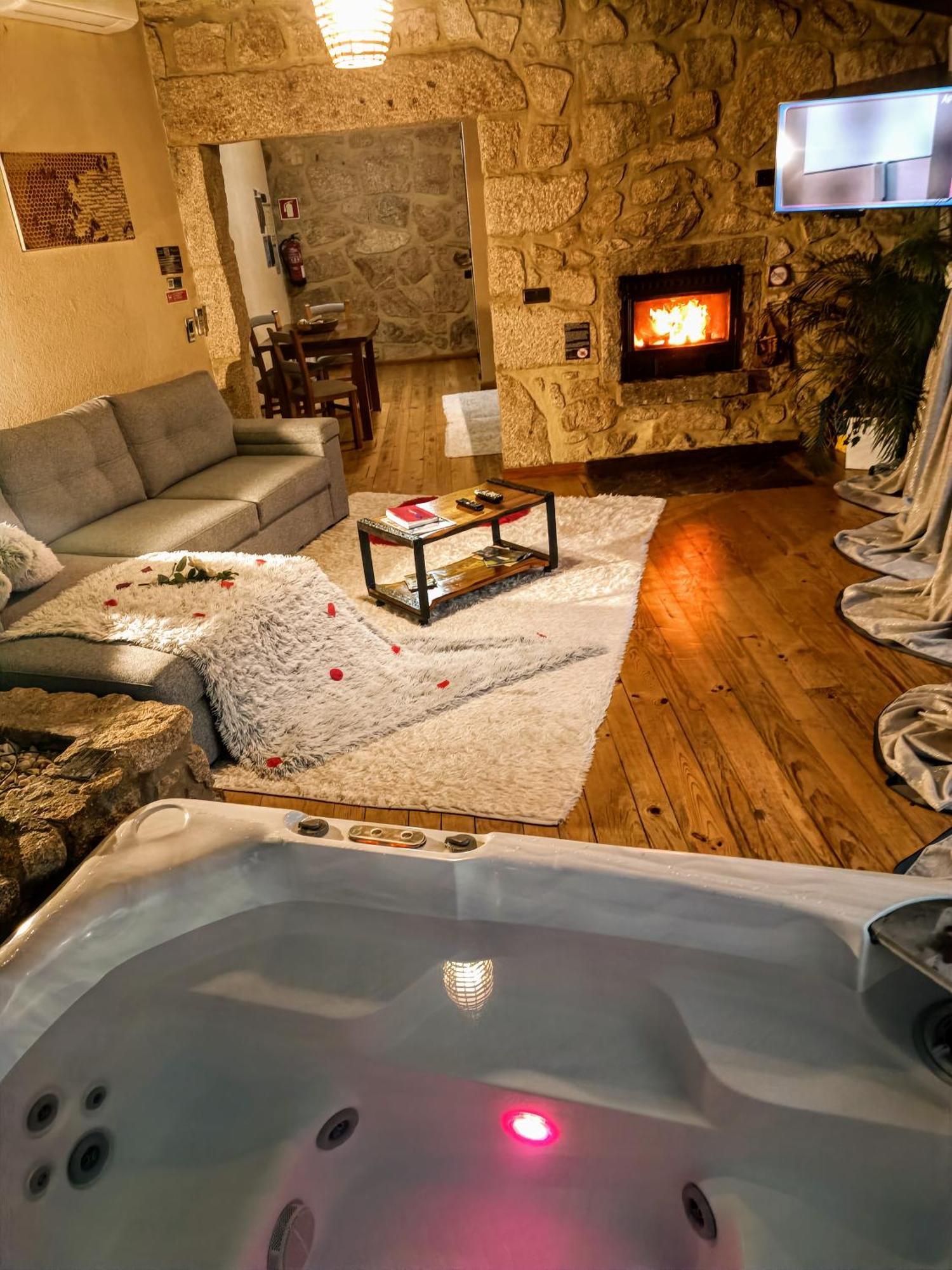 فندق Casa Favo De Mel - Jacuzzi Privado & Lareira - Piscina اركوس دي فالديفيز المظهر الخارجي الصورة