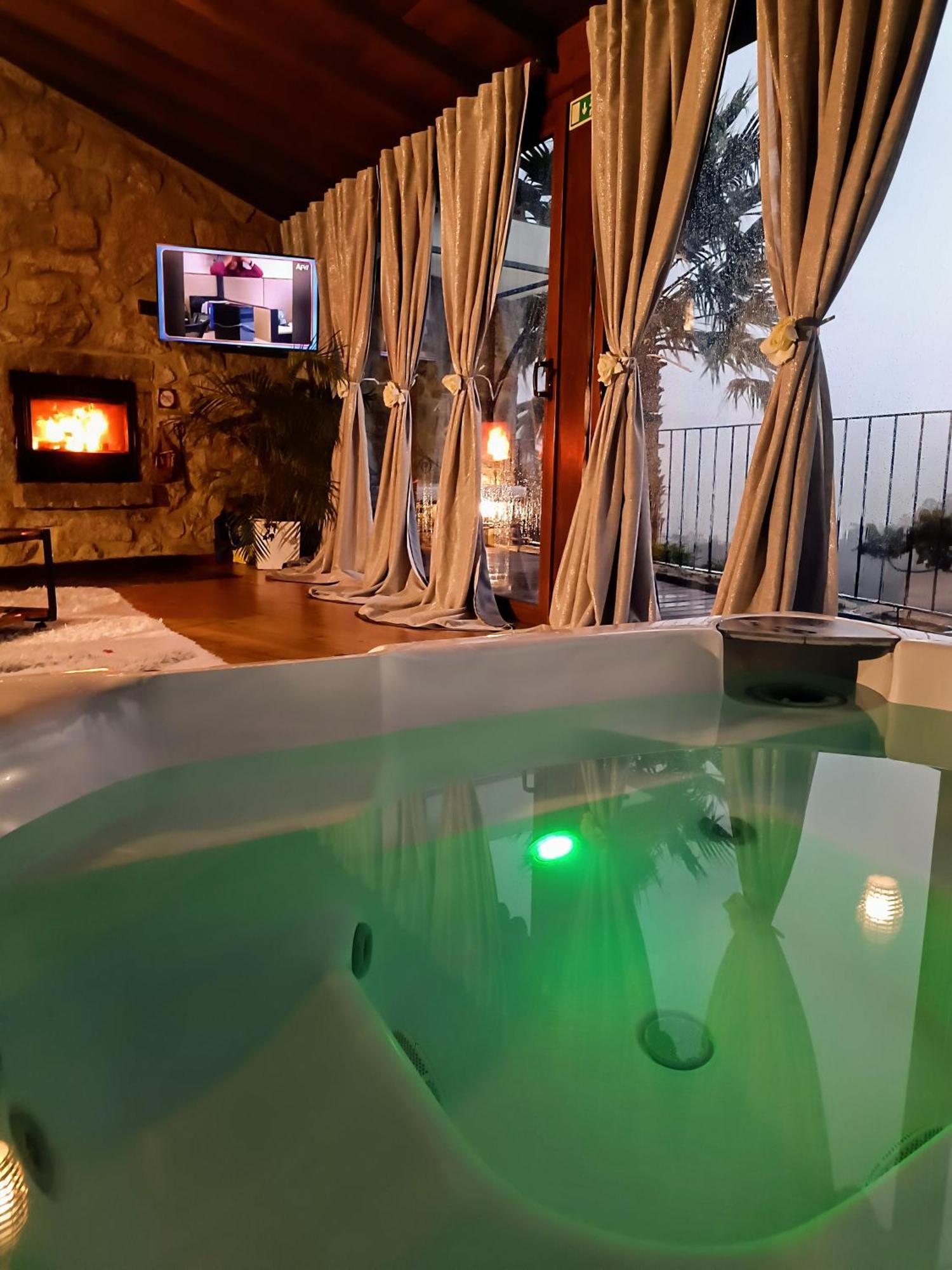 فندق Casa Favo De Mel - Jacuzzi Privado & Lareira - Piscina اركوس دي فالديفيز المظهر الخارجي الصورة