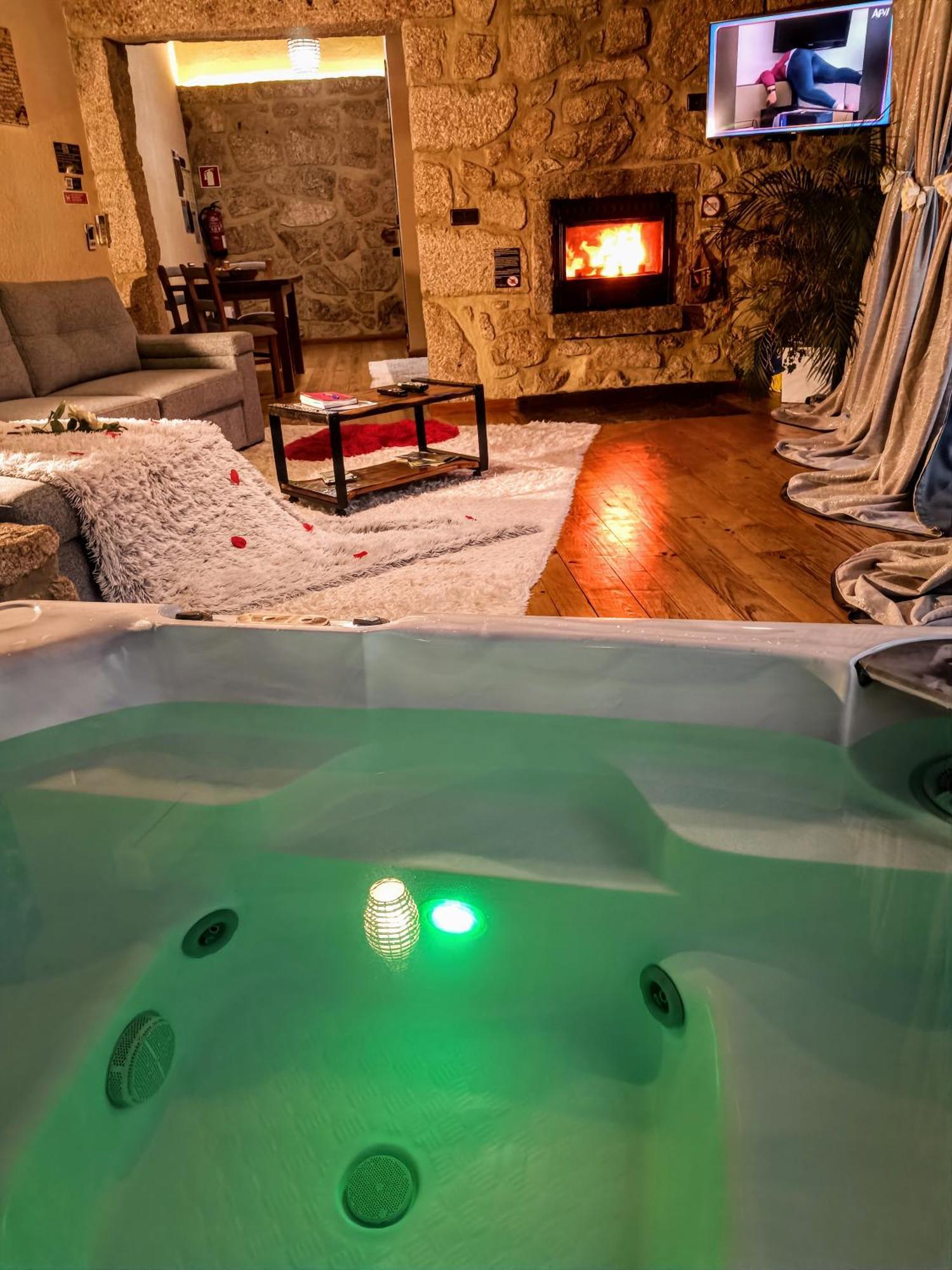 فندق Casa Favo De Mel - Jacuzzi Privado & Lareira - Piscina اركوس دي فالديفيز المظهر الخارجي الصورة