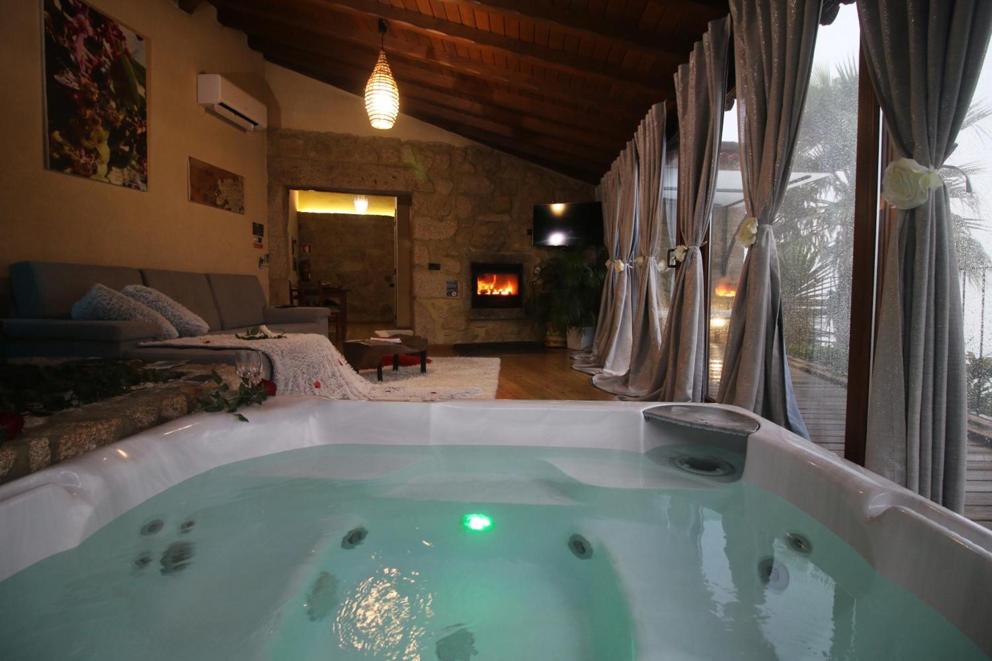 فندق Casa Favo De Mel - Jacuzzi Privado & Lareira - Piscina اركوس دي فالديفيز المظهر الخارجي الصورة